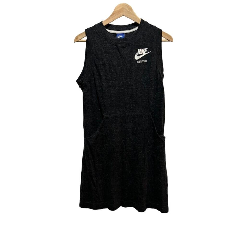 Nike dress vintage tennis Y2K black just do it logo Size Medium big POCKET!